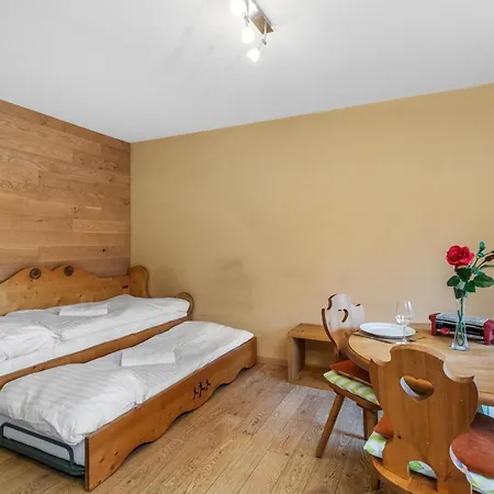 Chaleureux Studio Avec Vue Sur Les Montagnes Appartamento Crans-Montana